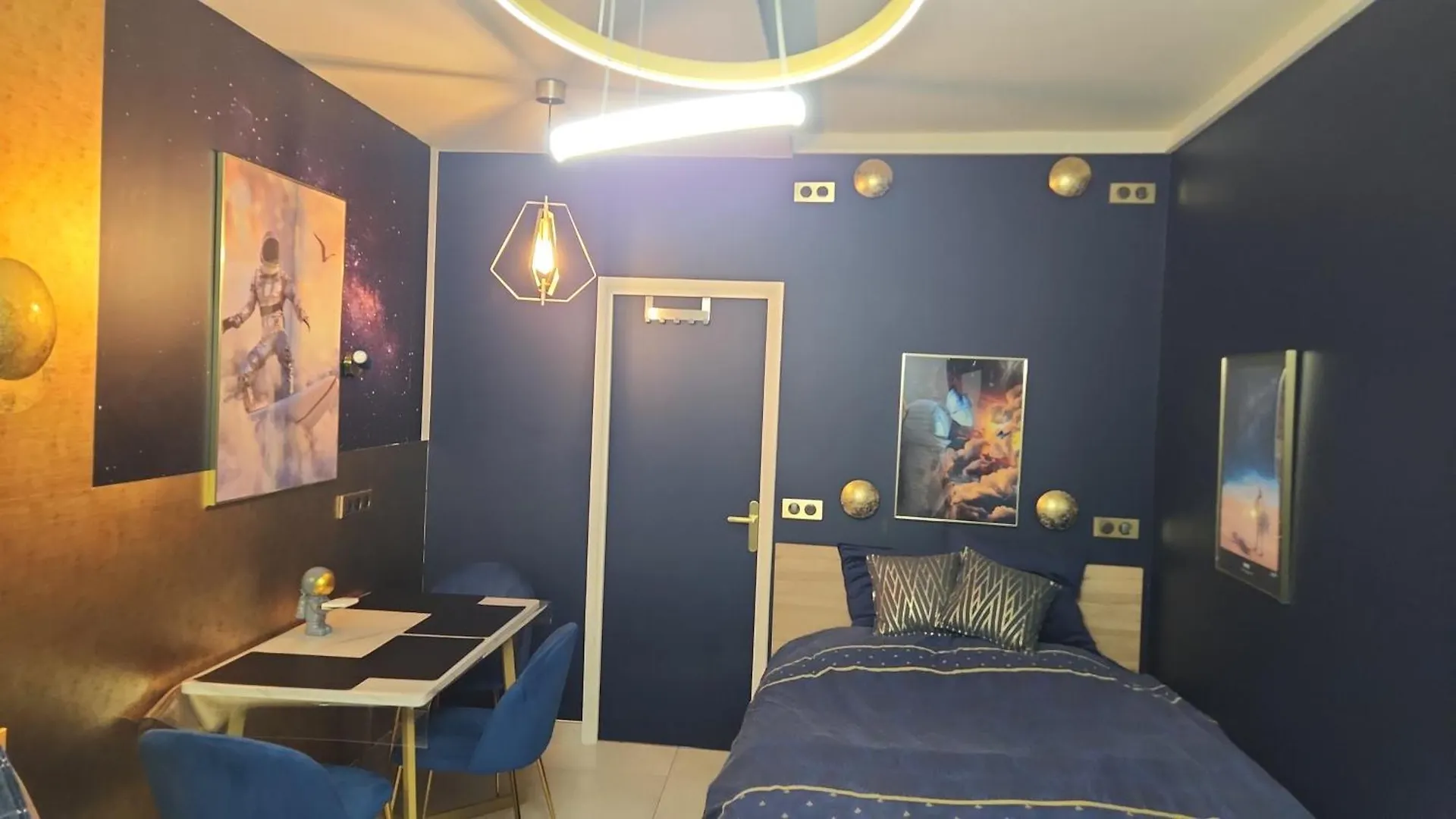 L'Astronaute - Balcon Vue Mer - Clim - Place Parking Privee - Marina Baie Des Anges Villeneuve-Loubet